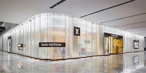 louis vuitton in Bahrain